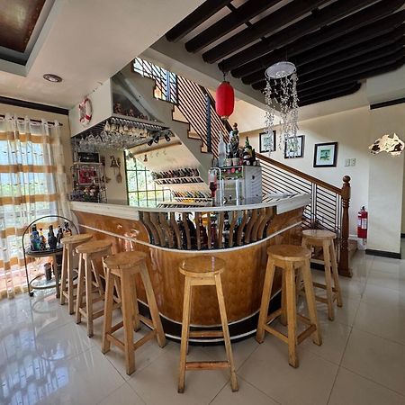 באגויו Malbros Guest House מראה חיצוני תמונה