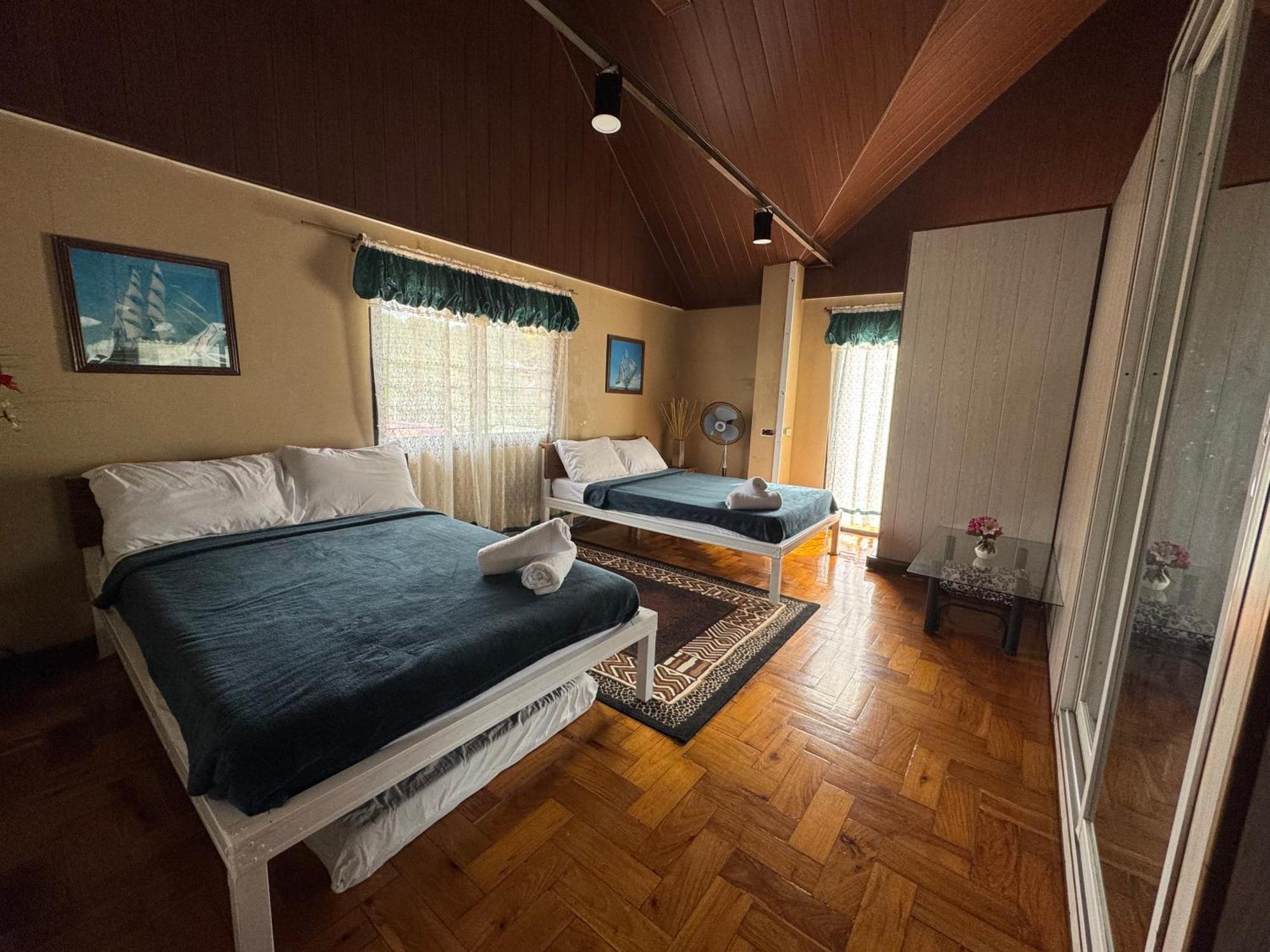 באגויו Malbros Guest House מראה חיצוני תמונה